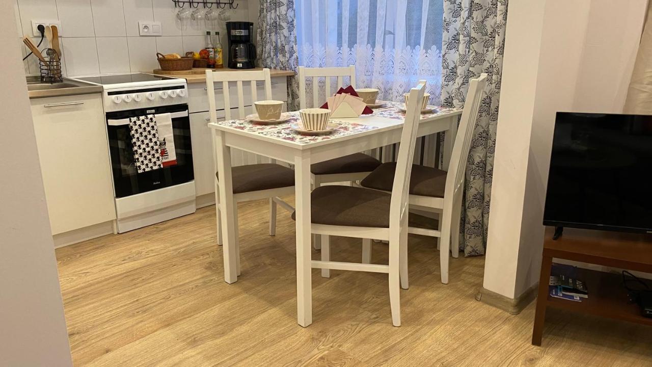 Apartament Arsenal Appartamento Varsavia Esterno foto